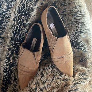 Slip on Guess ankle boots